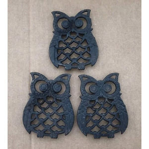 Vintage Cast Iron Owl Trivets SET OF 3 Black Footed Hot Plate Kitchen 3.5 Inch